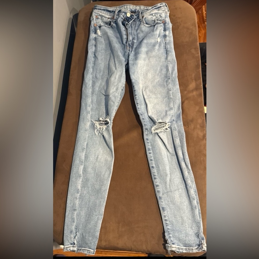 American Eagle Outfitters Light Wash Denim Jeans